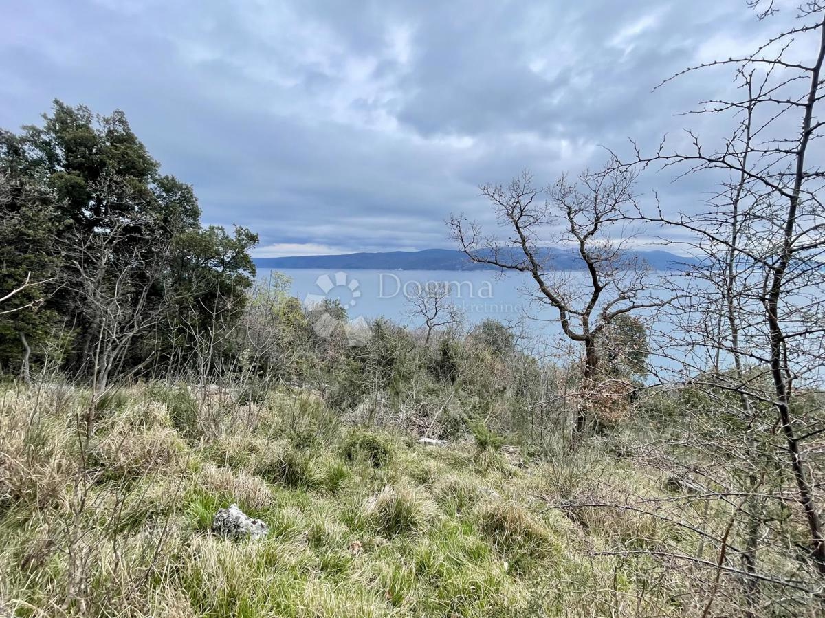 Terreno edificabile con vista sul Golfo del Quarnero