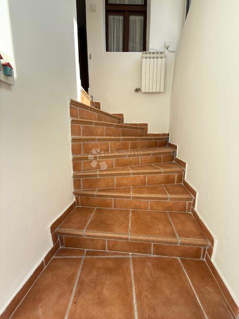 Casa Trsat, Rijeka, 83,88m2