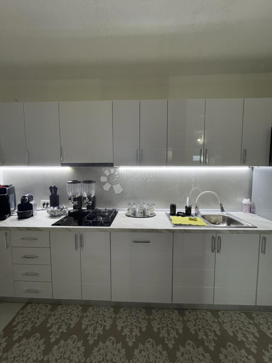 Casa Centar, Bjelovar, 370m2