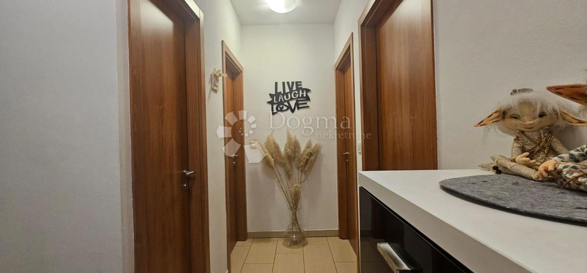 Allogio Centar, Pula, 71m2