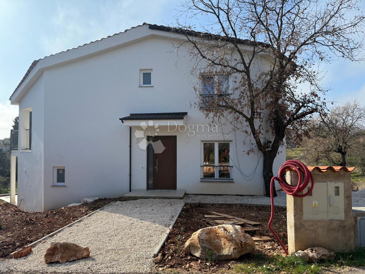 Casa Krnica, Marčana, 120m2