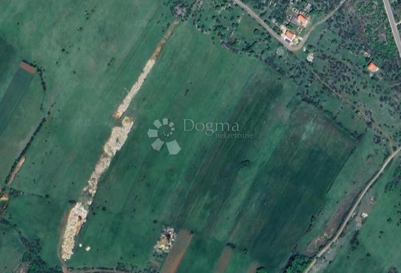 Terreno agricolo 7037m2, Dragišići - Investimento