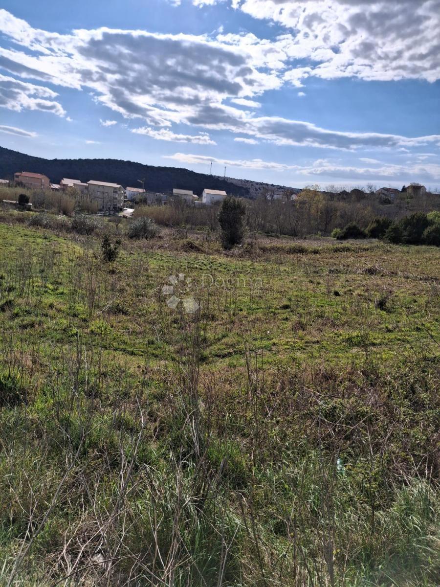 Terreno edificabile Lopar, Rab, 1.336m2