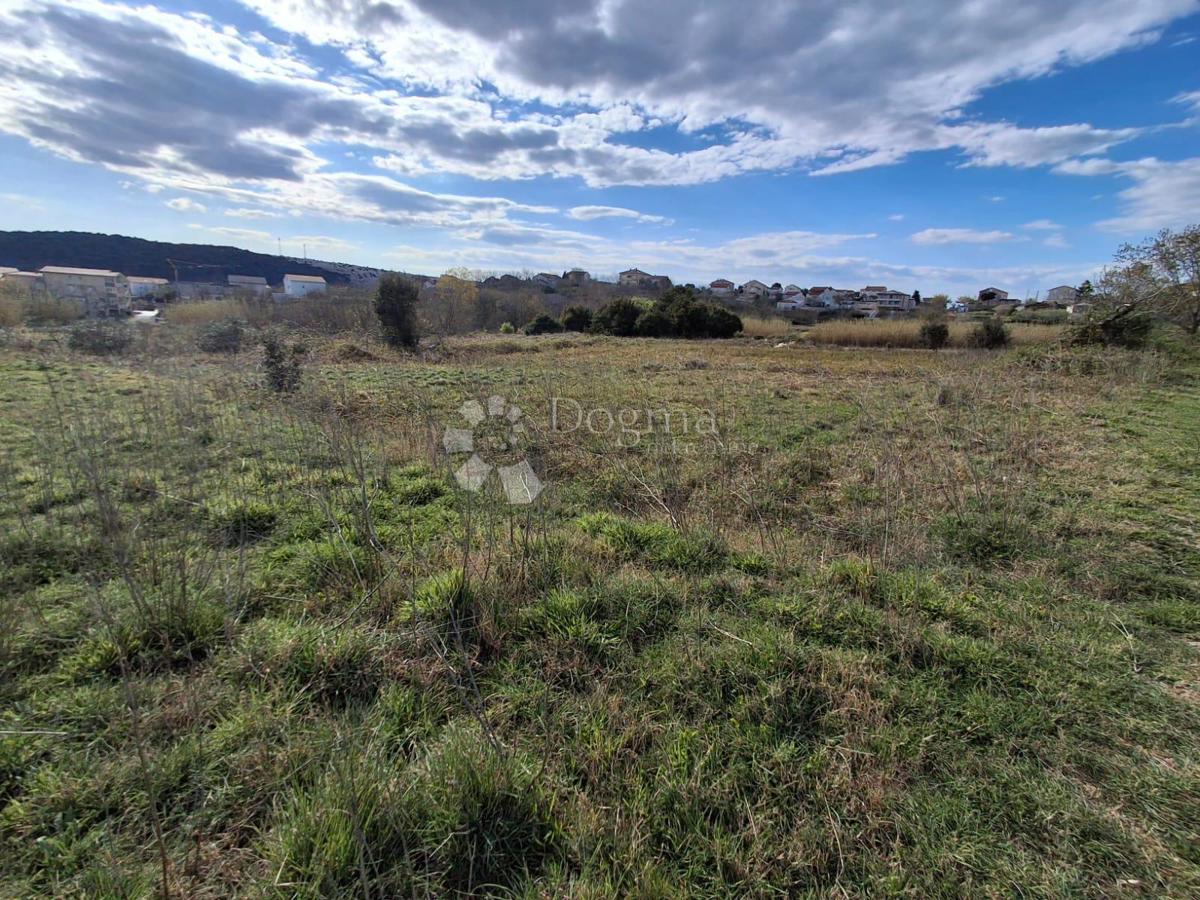 Terreno edificabile Lopar, Rab, 1.336m2