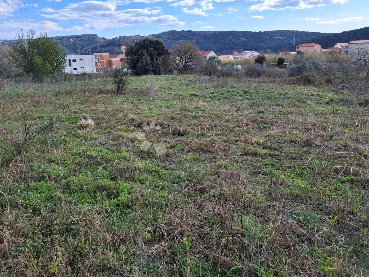 Terreno edificabile Lopar, Rab, 1.336m2