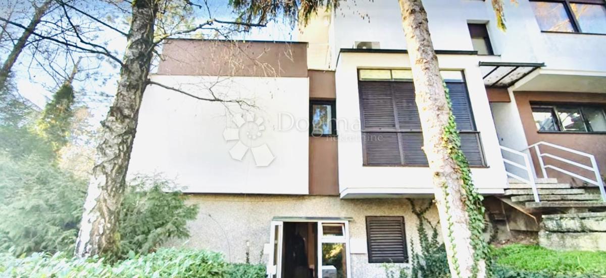 Allogio Tuškanac, Gornji Grad - Medveščak, 118,27m2