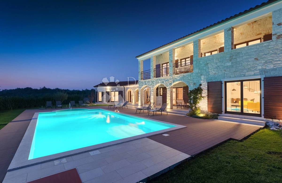 Casa Kringa, Tinjan, 250m2