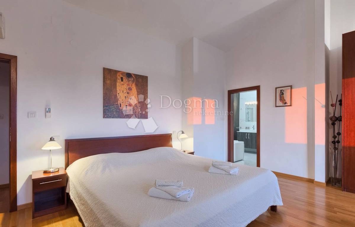 Casa Kringa, Tinjan, 250m2