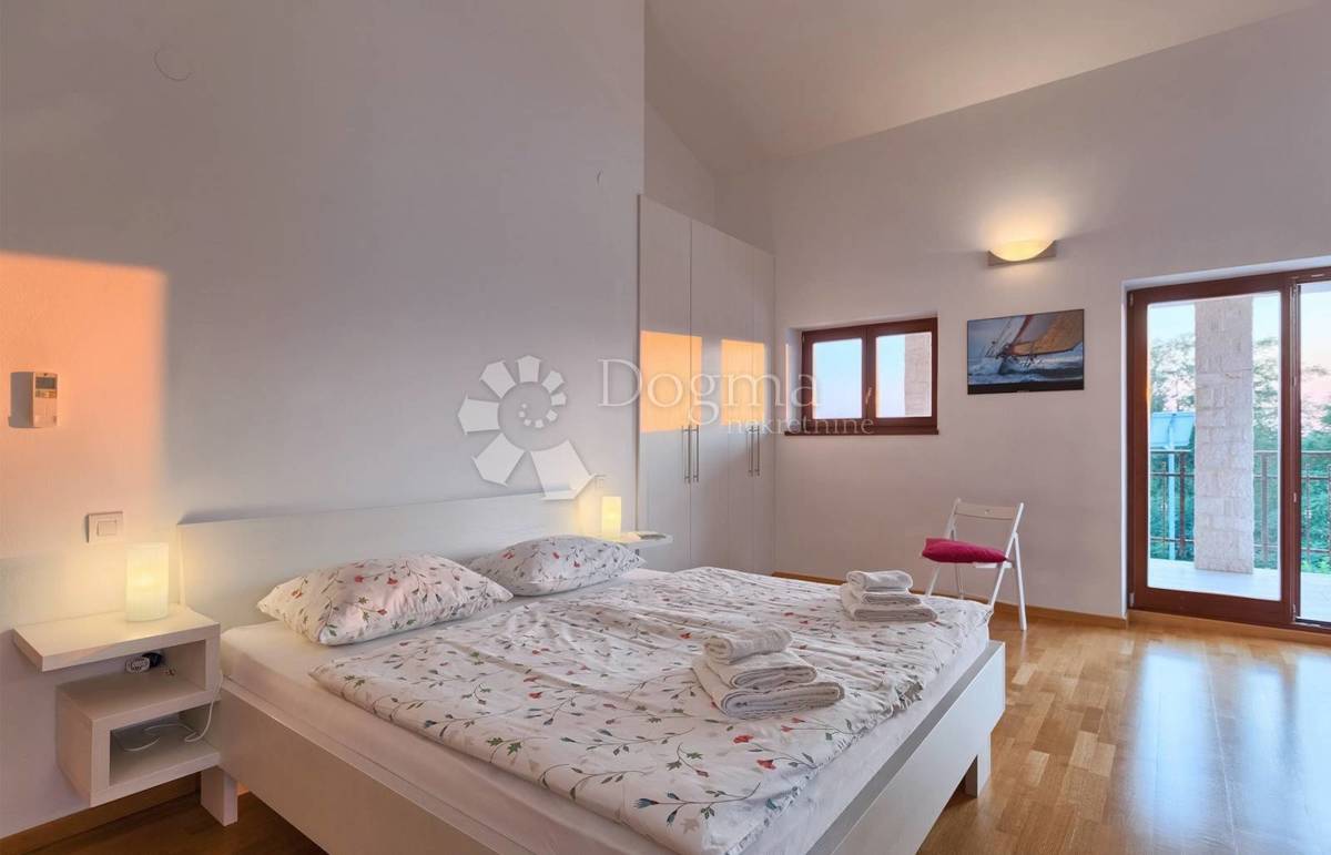 Casa Kringa, Tinjan, 250m2