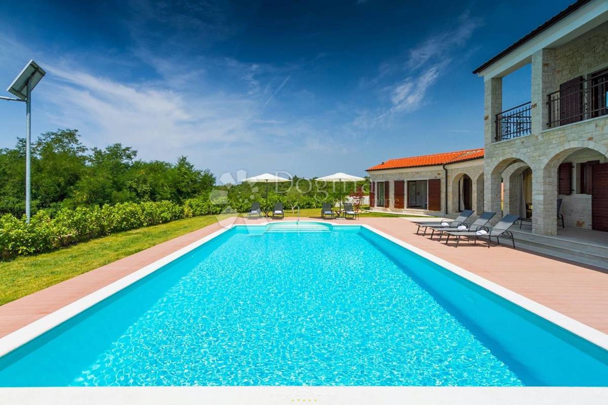 Casa Kringa, Tinjan, 250m2