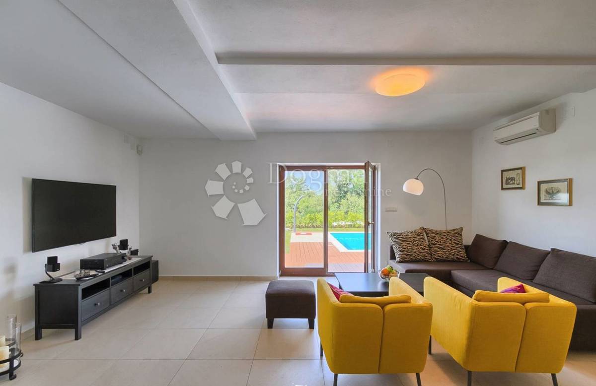 Casa Kringa, Tinjan, 250m2