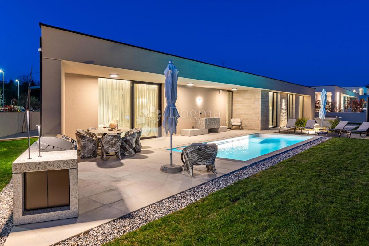 Villa esclusiva smart home, completamente attrezzata, con vista aperta
