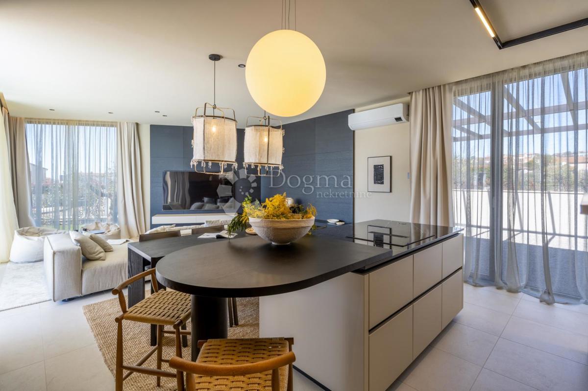 Villa esclusiva smart home, completamente attrezzata, con vista aperta