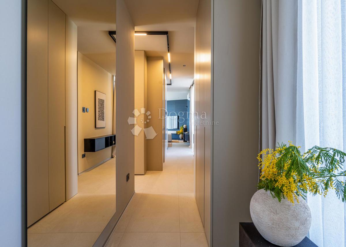 Villa esclusiva smart home, completamente attrezzata, con vista aperta