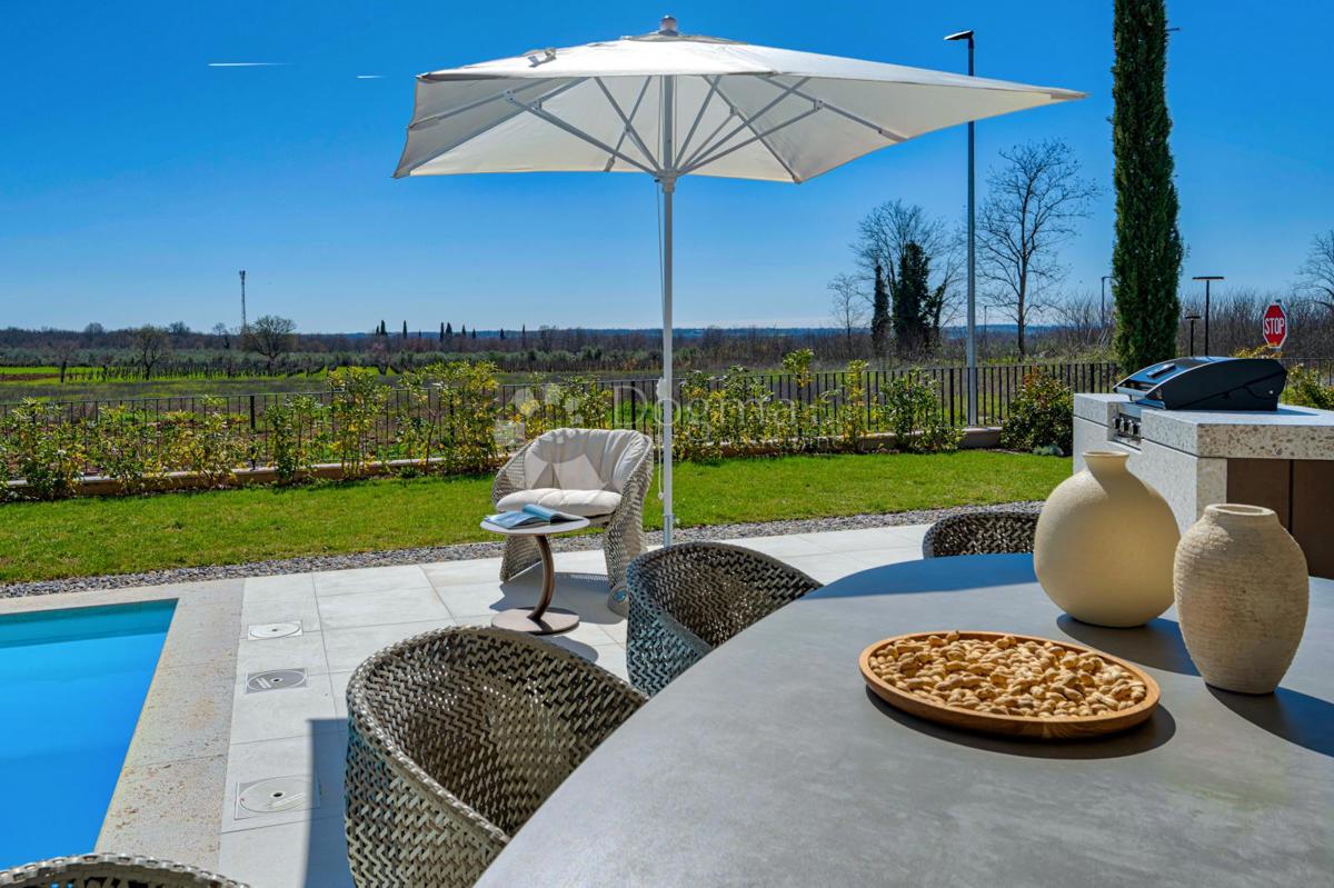 Villa esclusiva smart home, completamente attrezzata, con vista aperta
