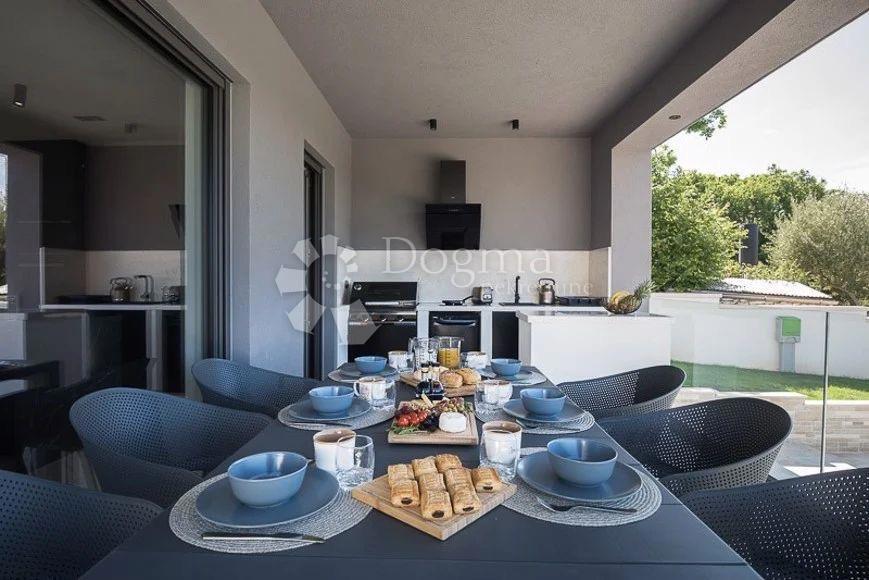 Casa Rakalj, Marčana, 220m2
