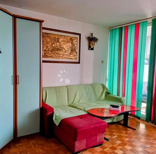 Allogio Pehlin, Rijeka, 74,38m2