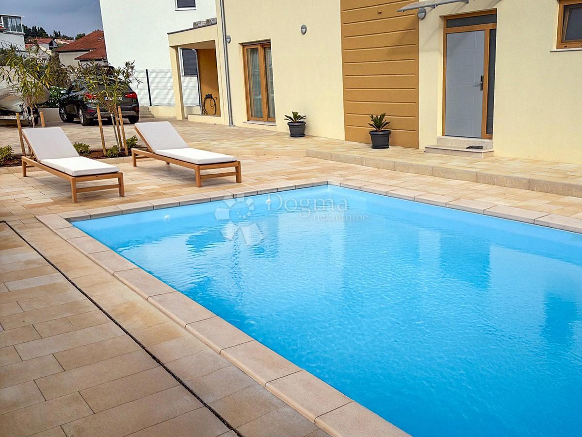 Casa Ugljan, Preko, 172,32m2