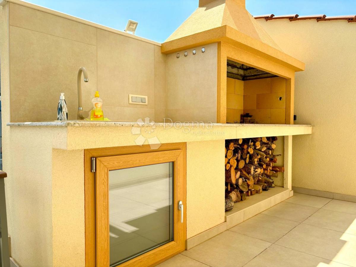 Casa Ugljan, Preko, 172,32m2