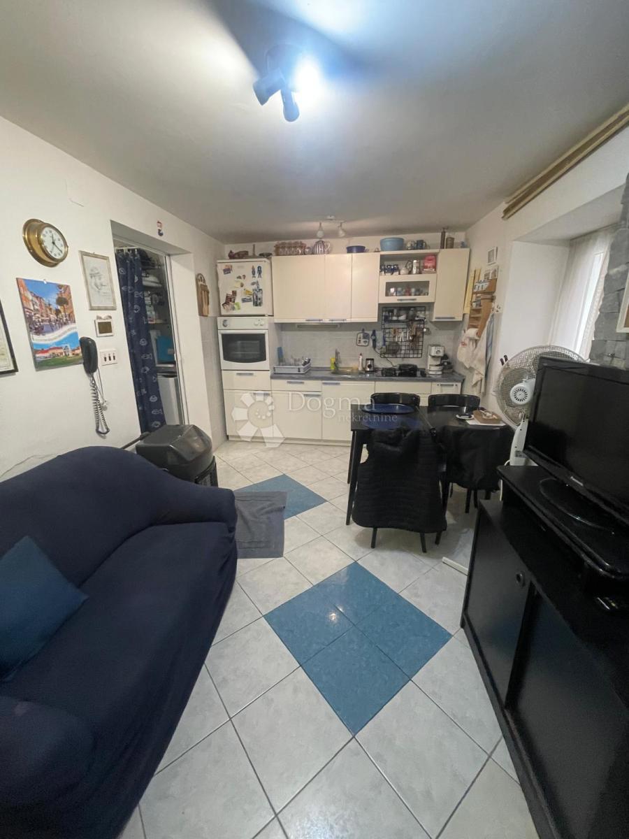 Casa Tribunj, 78m2