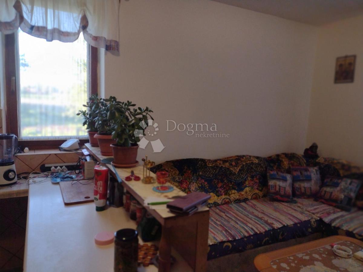 Casa Donja Čemernica, Topusko, 100m2