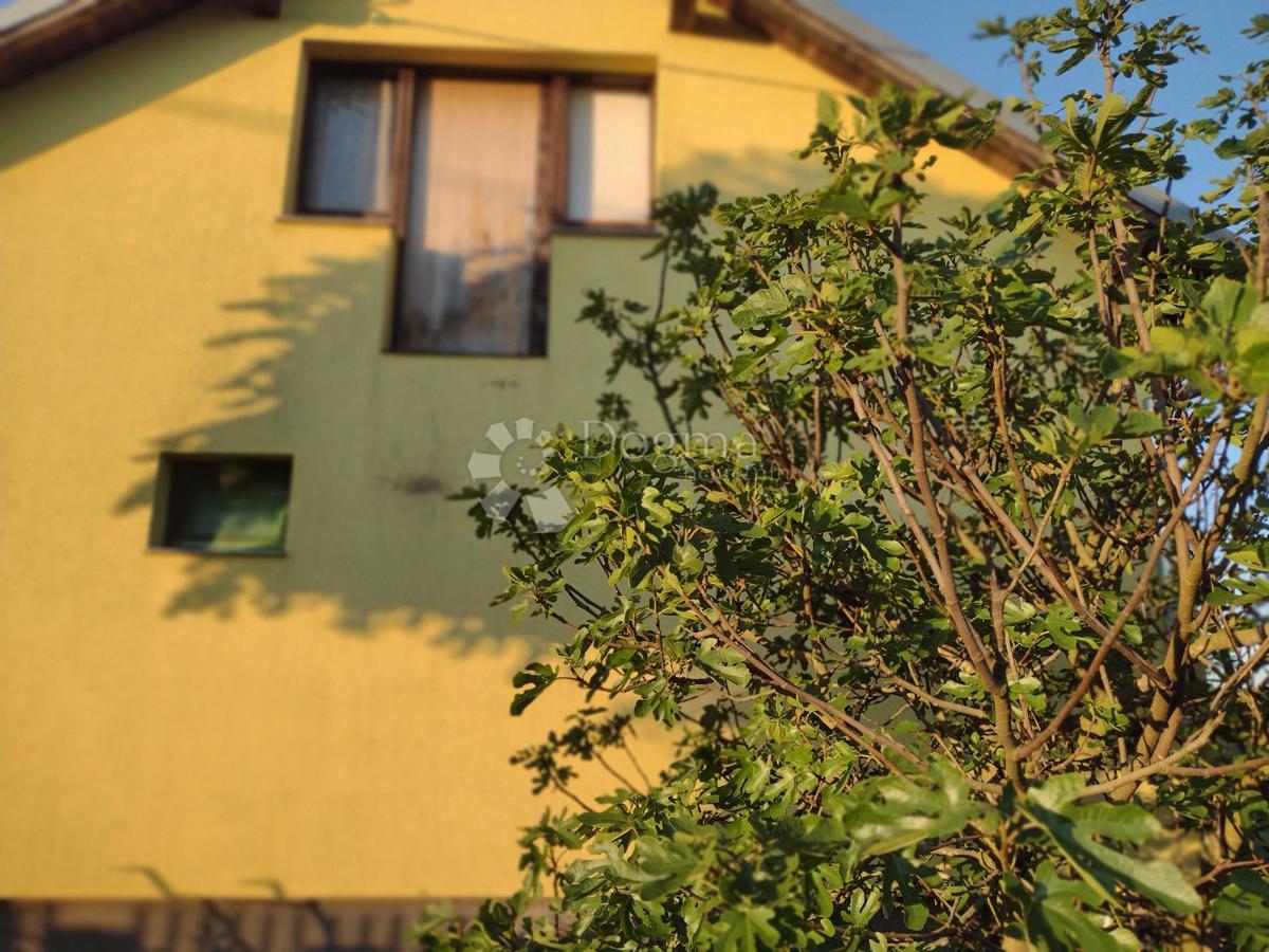 Casa Donja Čemernica, Topusko, 100m2