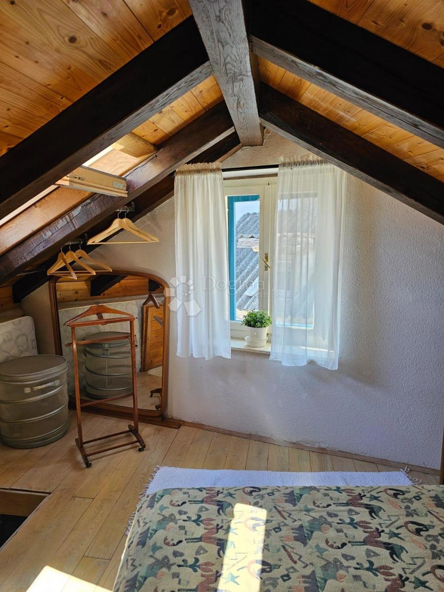 Casa Pirovac, 14m2