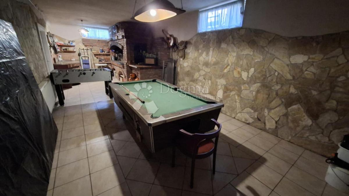 Locale commerciale Hallers, Varaždin, 250m2