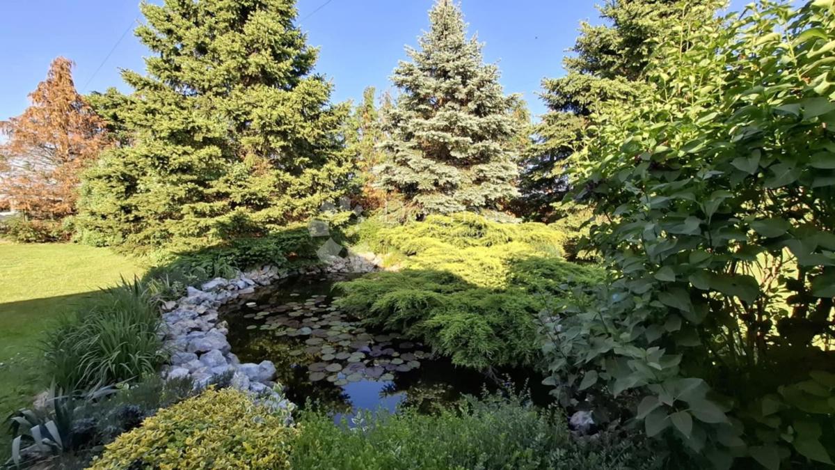 Locale commerciale Hallers, Varaždin, 250m2