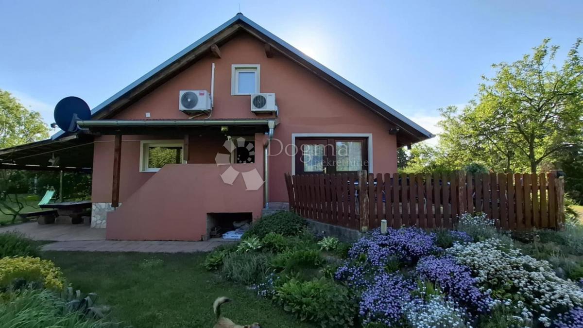 Locale commerciale Hallers, Varaždin, 250m2