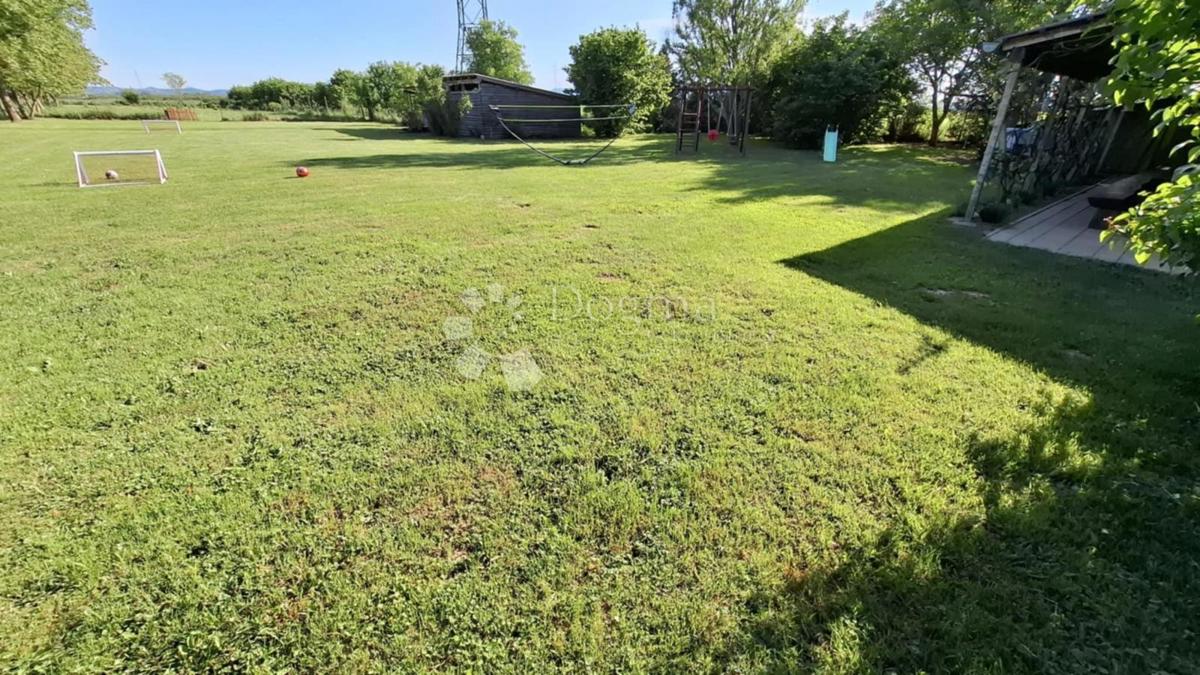 Locale commerciale Hallers, Varaždin, 250m2