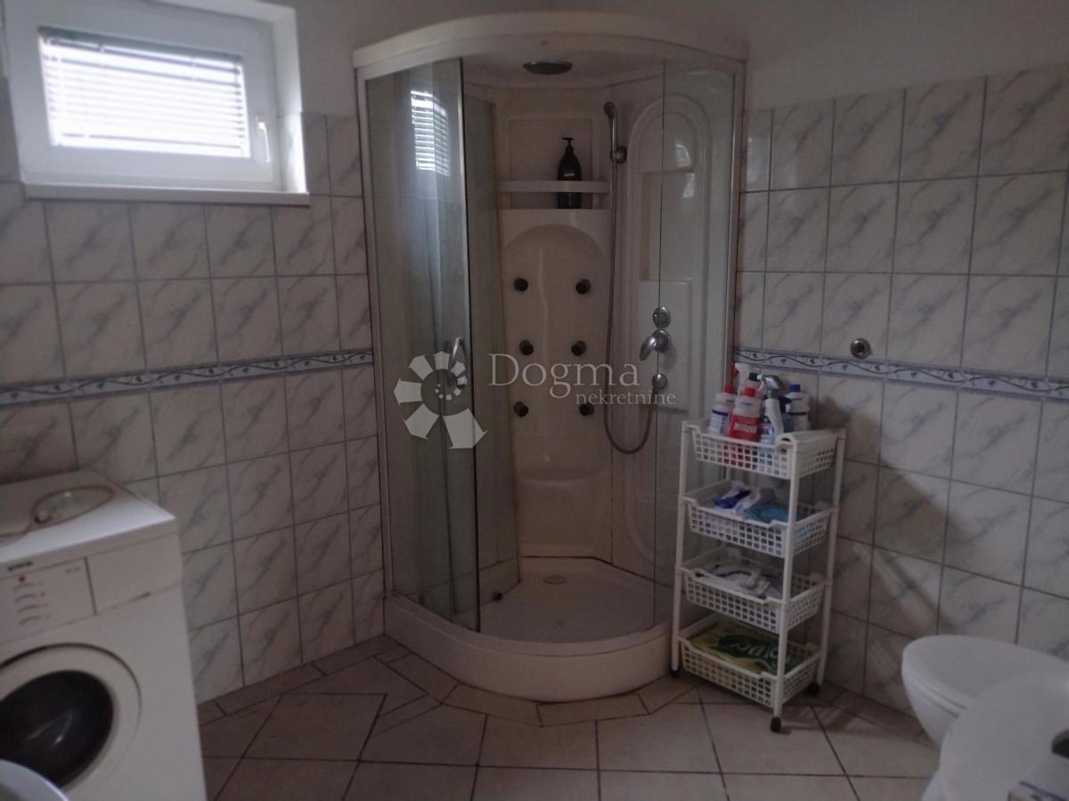 Casa Tušilović, Karlovac - Okolica, 100m2