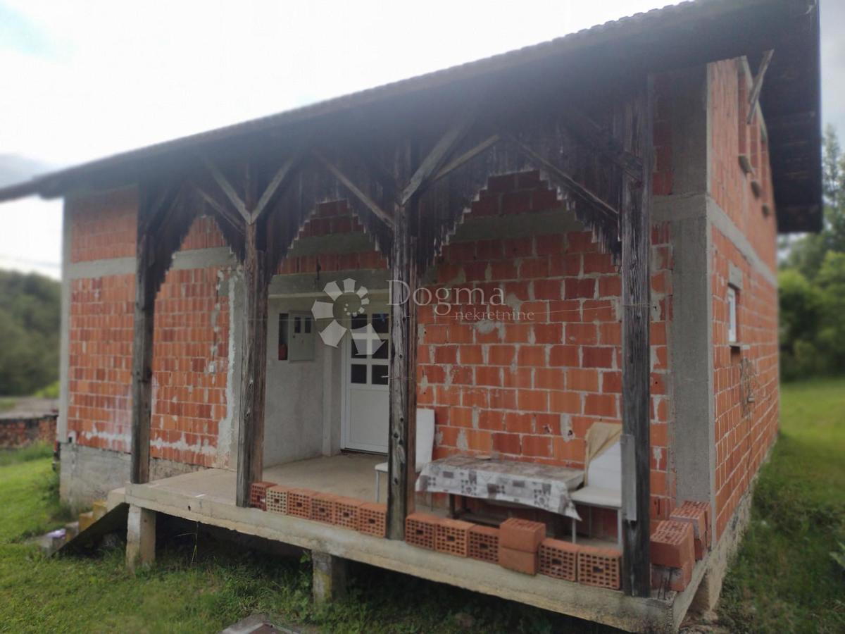 Casa Tušilović, Karlovac - Okolica, 100m2