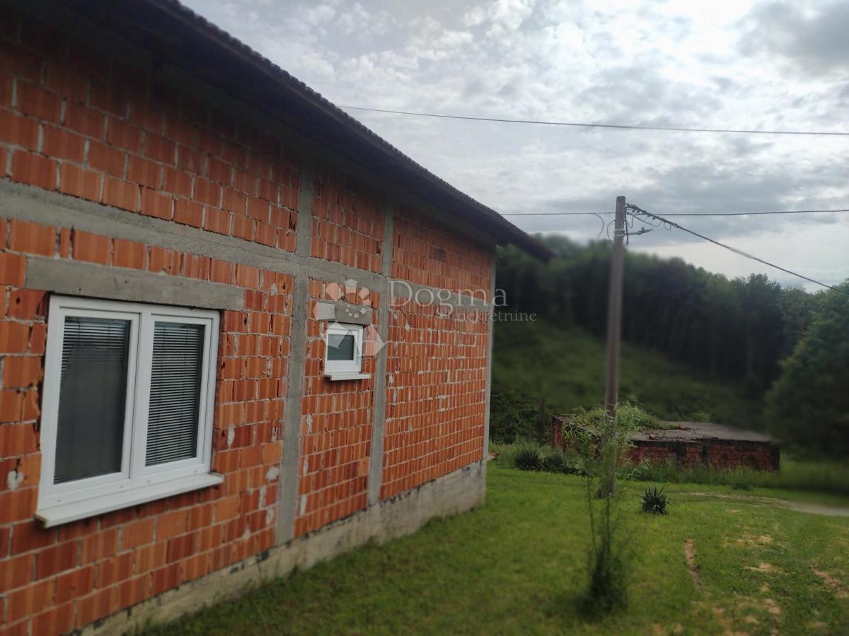 Casa Tušilović, Karlovac - Okolica, 100m2