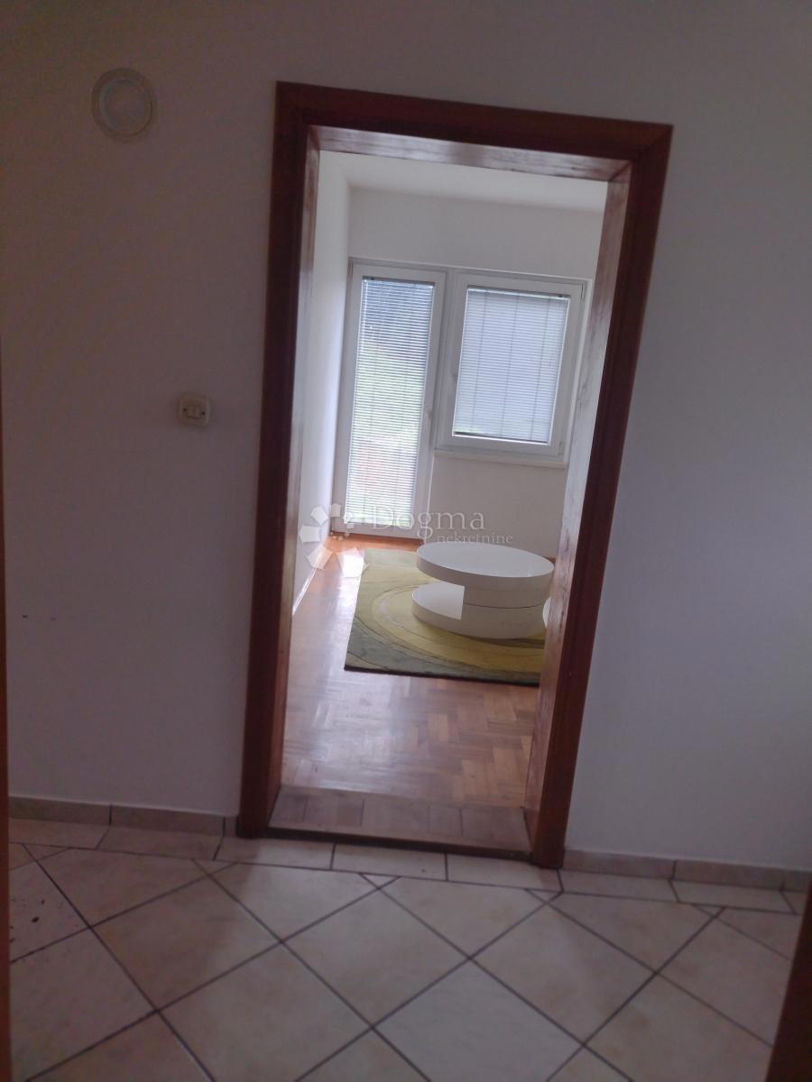 Casa Tušilović, Karlovac - Okolica, 100m2