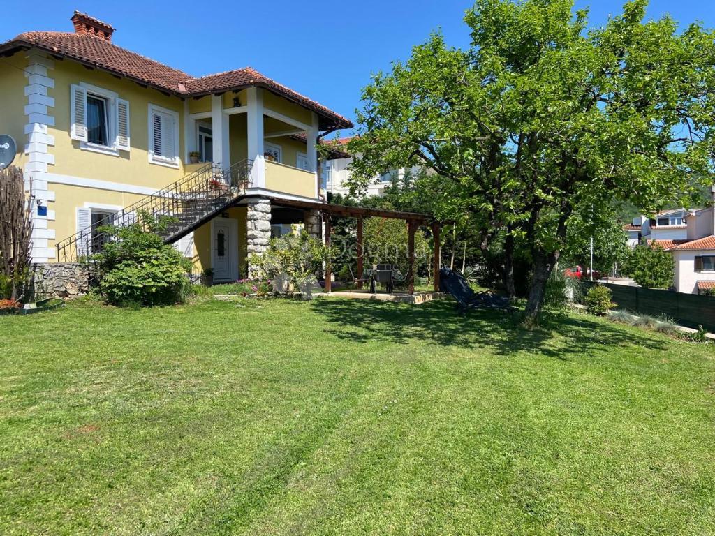 Casa Ičići, Opatija - Okolica, 220m2