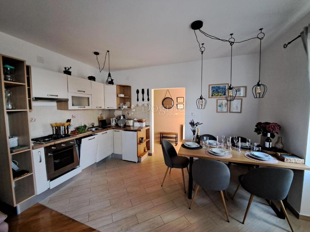 Casa Ičići, Opatija - Okolica, 220m2