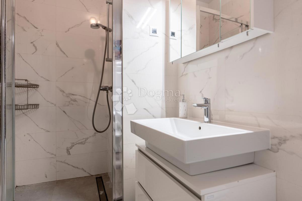 Allogio Martinkovac, Rijeka, 96,20m2