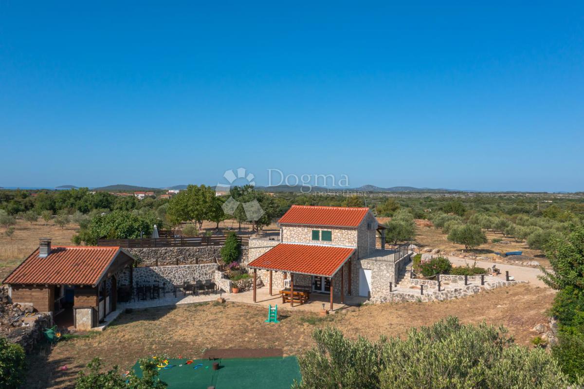 Casa Zaton, Šibenik - Okolica, 125m2