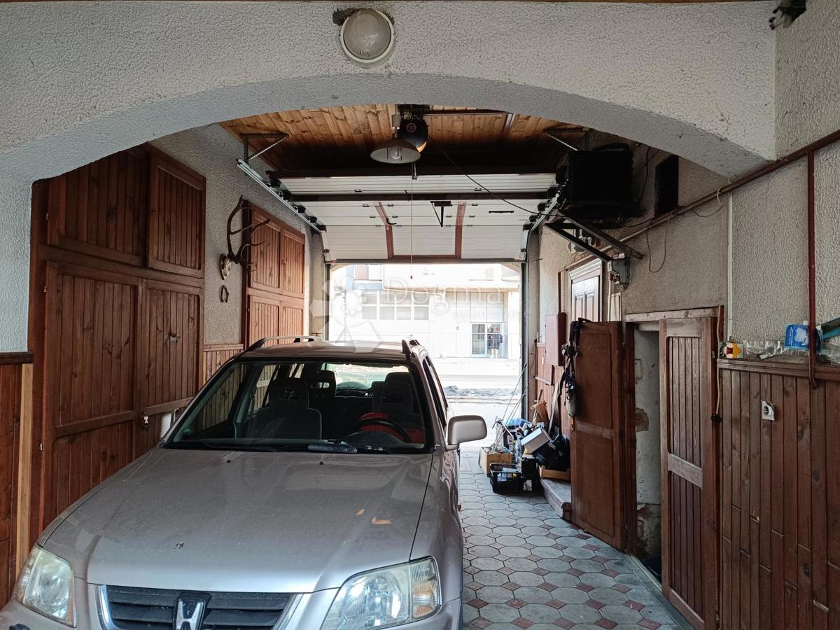 Casa Gornji grad / Centar, Osijek, 150m2