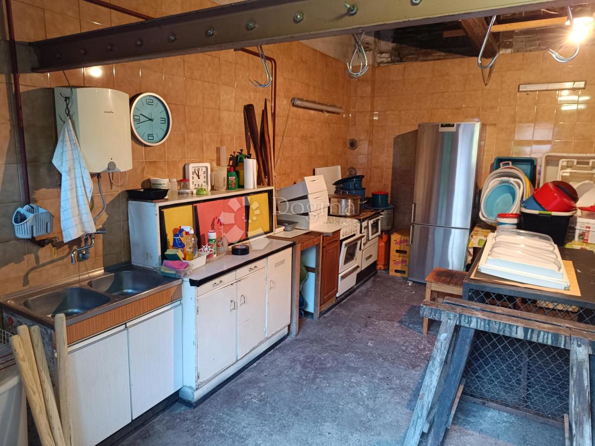 Casa Gornji grad / Centar, Osijek, 150m2