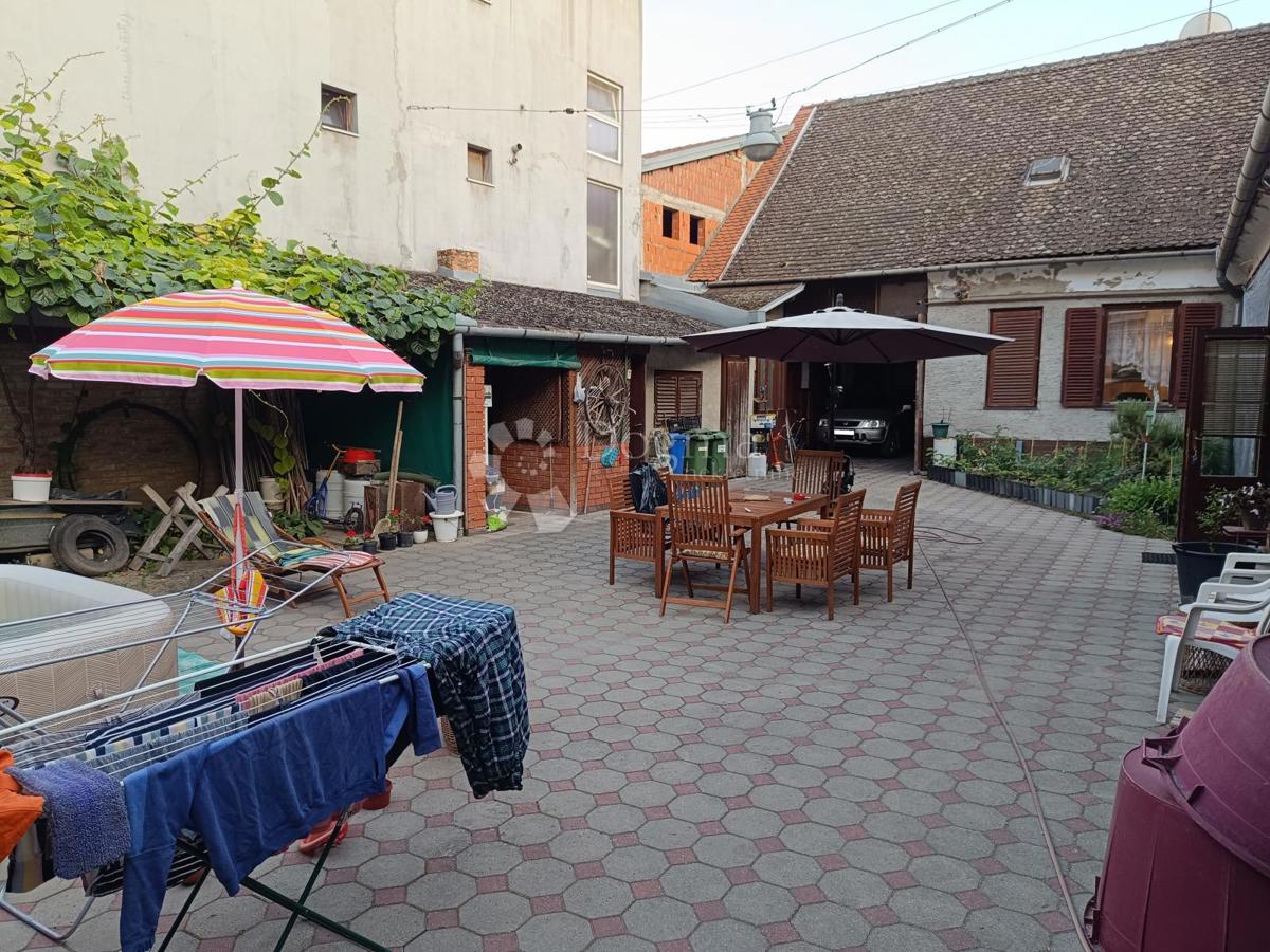 Casa Gornji grad / Centar, Osijek, 150m2