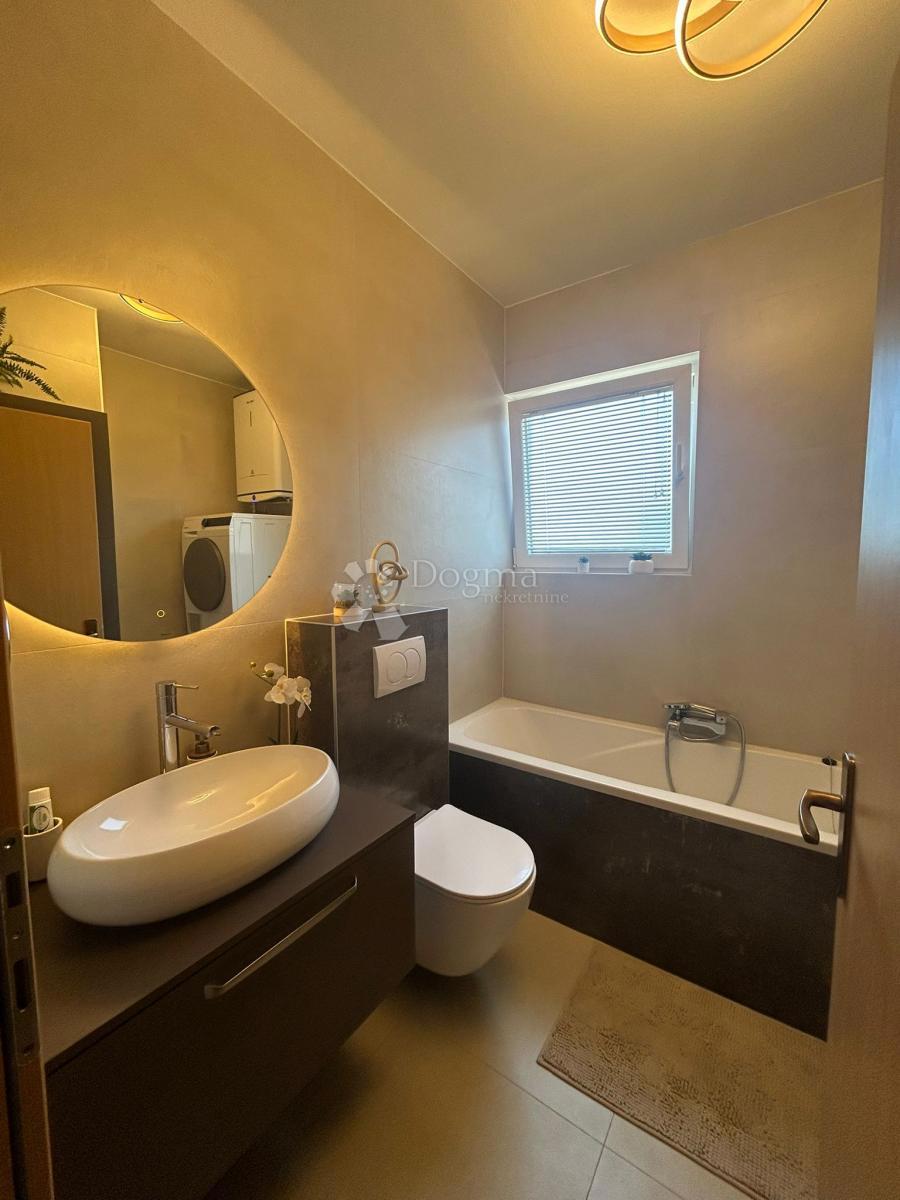 Allogio Biograd na Moru, 95m2