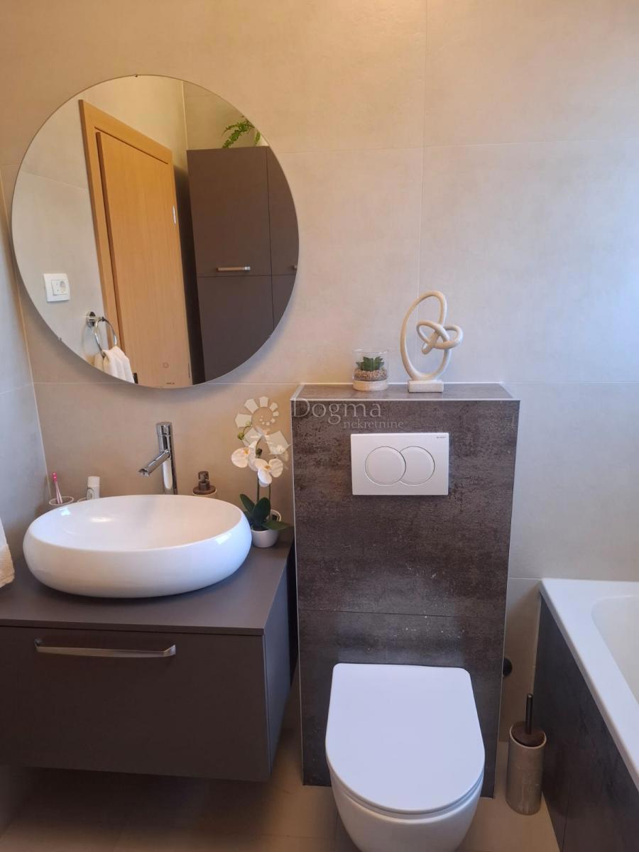 Allogio Biograd na Moru, 95m2