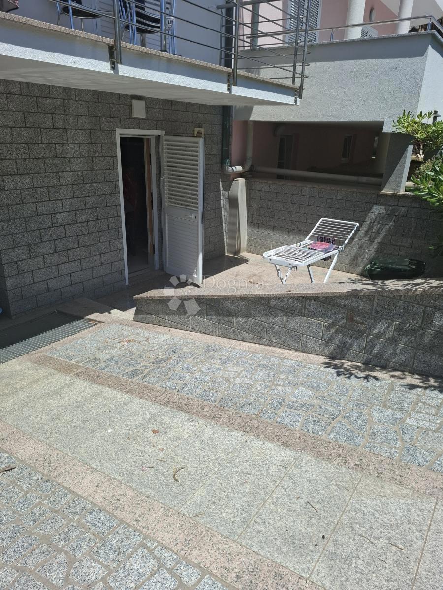 Allogio Povljana, 64m2