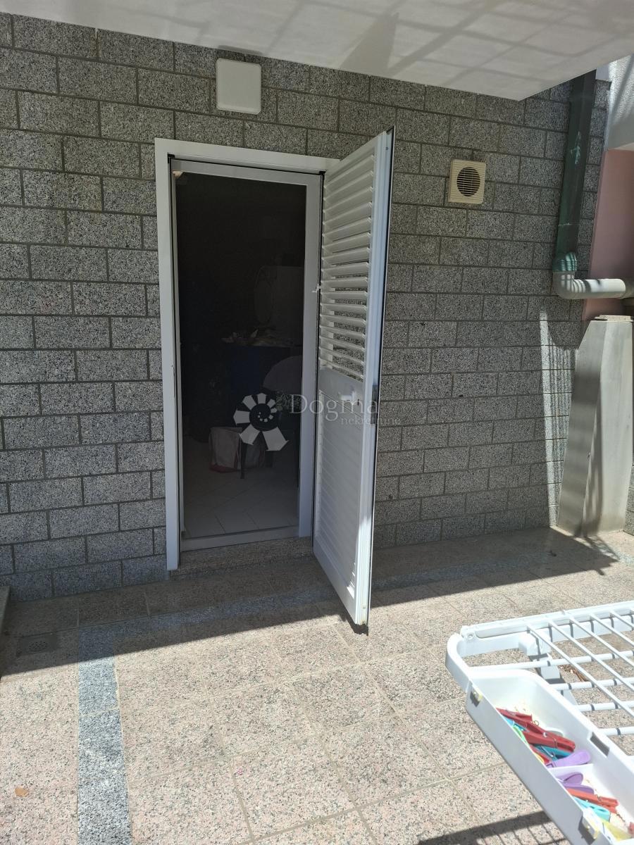 Allogio Povljana, 64m2