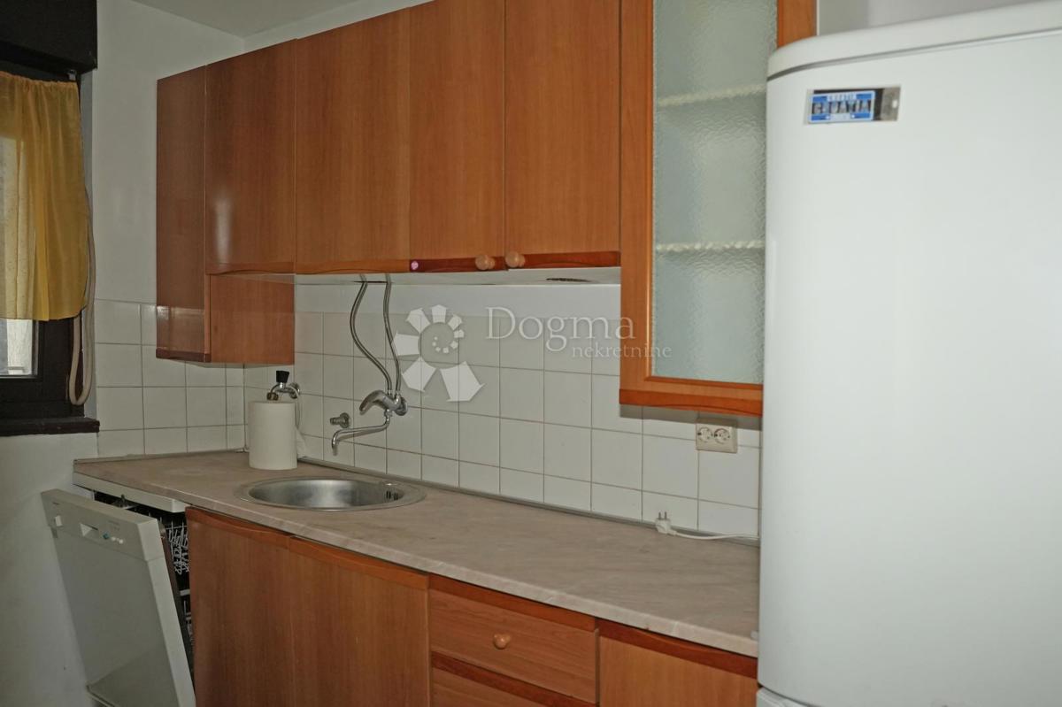 APPARTAMENTO ESCLUSIVO CON TERRAZZA E ASCENSORE 55,74 M2 - Pola/Šijana