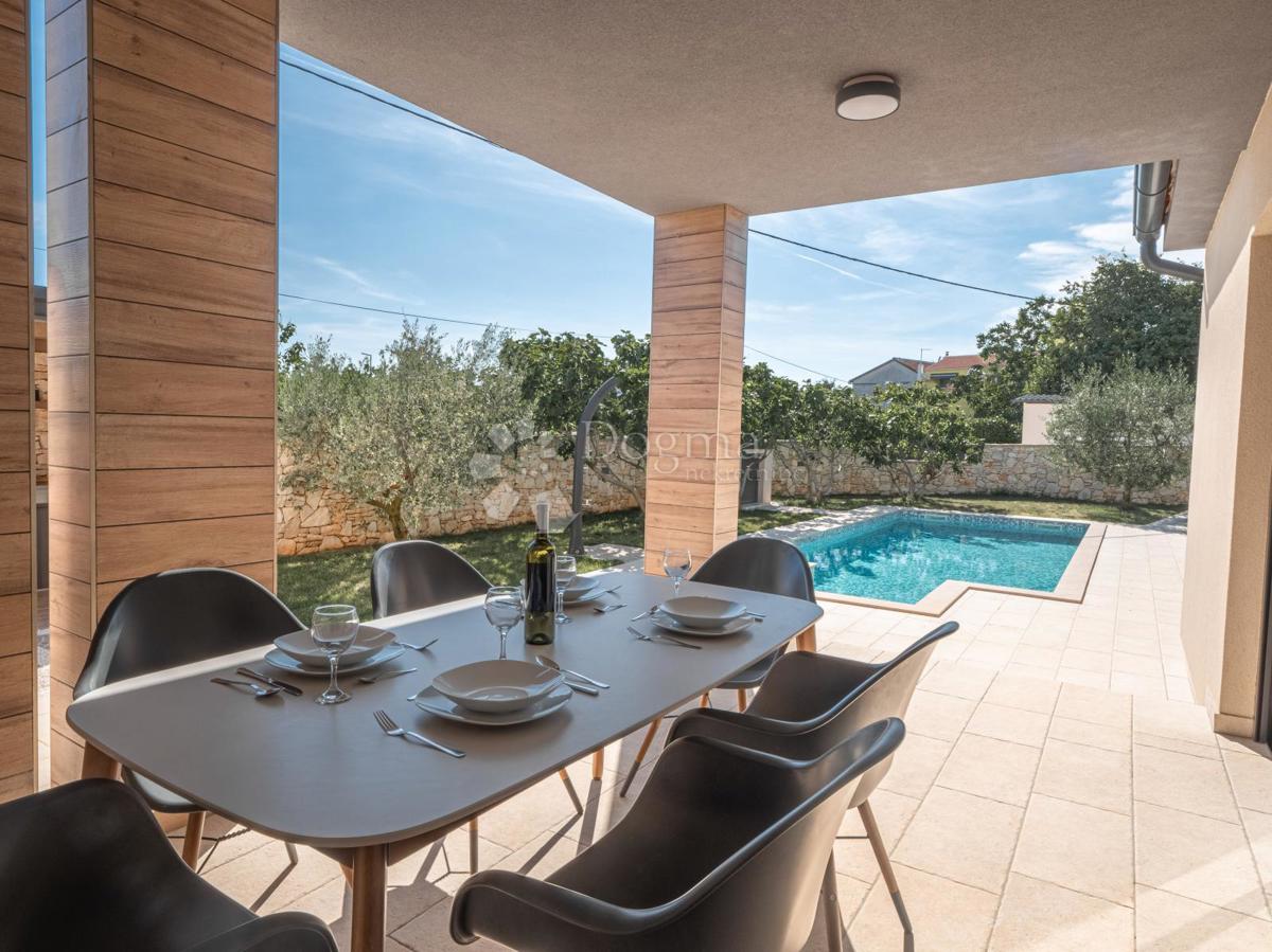 Casa Krnica, Marčana, 92m2