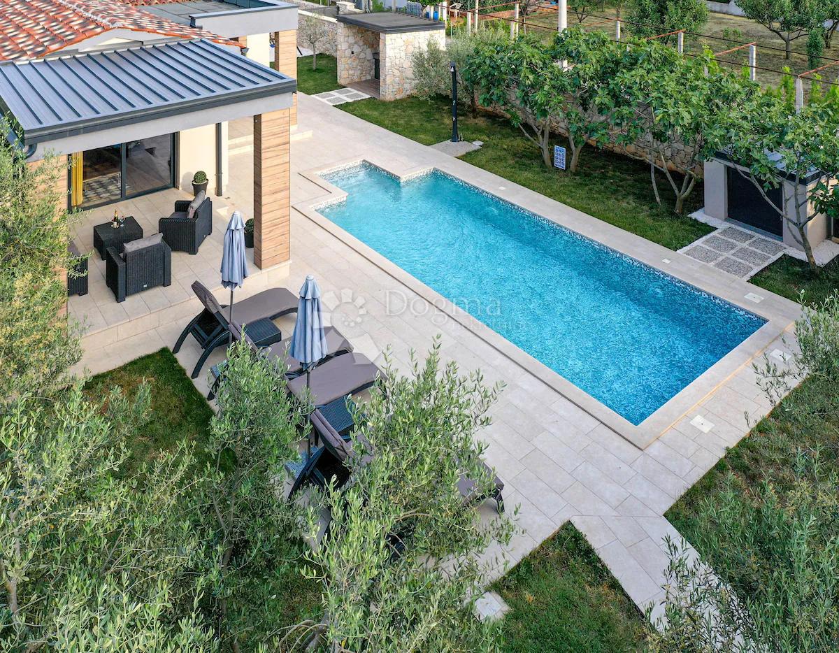 Casa Krnica, Marčana, 92m2