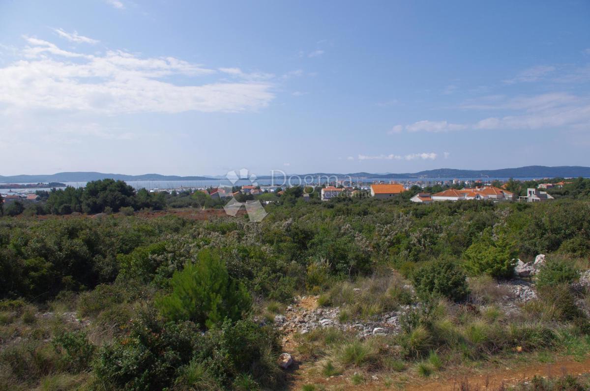 Terreno edificabile Sukošan, 11.845m2